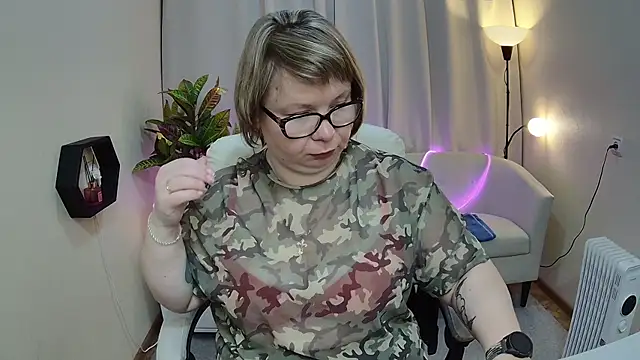 BonnnyBoobsy online show from 05-02-26, 06:07