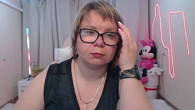 Snapshot of BonnnyBoobsy chatting on 05-19-26, 01:56 BonnnyBoobsy online show from 05-19-26, 01:56
