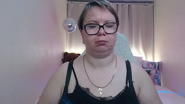 Snapshot of BonnnyBoobsy chatting on 05-27-26, 01:57 BonnnyBoobsy online show from 05-27-26, 01:57