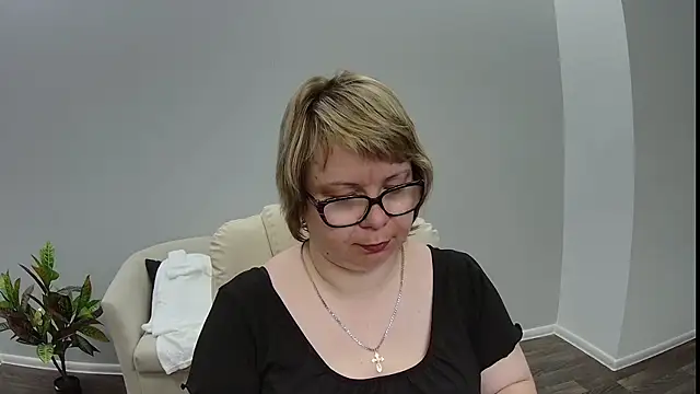 Snapshot of BonnnyBoobsy chatting on 07-19-26, 06:11 BonnnyBoobsy online show from 07-19-26, 06:11