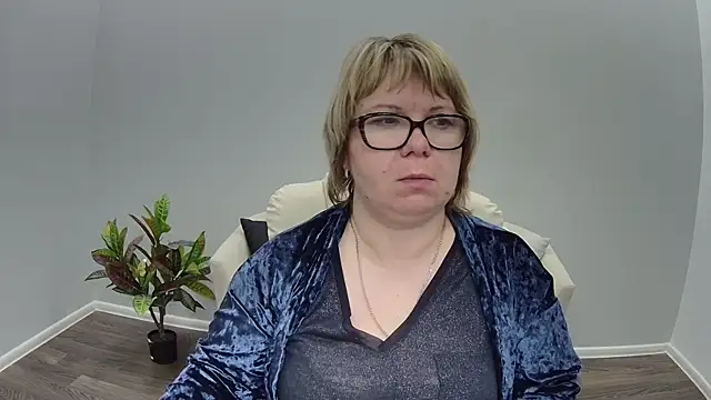Snapshot of BonnnyBoobsy chatting on 07-23-26, 02:42 BonnnyBoobsy online show from 07-23-26, 02:42