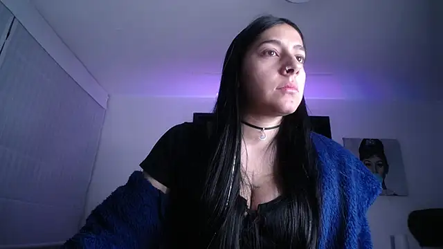 Melannyy V online show from 04-21-26, 12:33