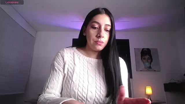 Snapshot of Melannyy_V chatting on 06-03-26, 01:14 Melannyy V online show from 06-03-26, 01:14