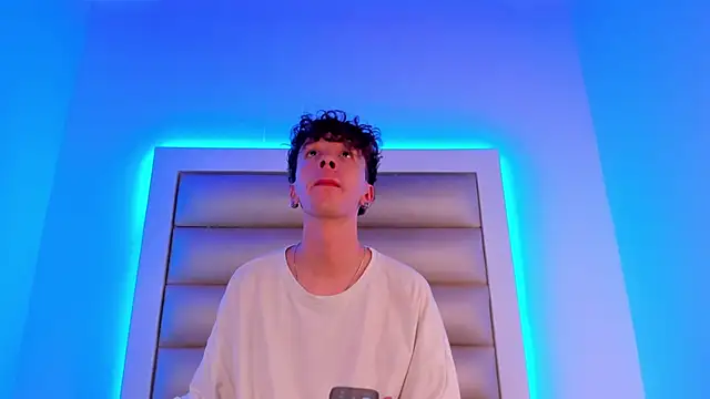 Snapshot of dante_sk chatting on 03-31-26, 09:26 dante sk online show from 03-31-26, 09:26