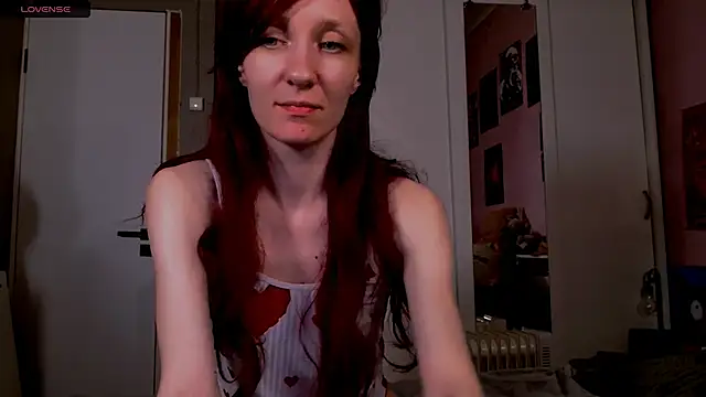 Snapshot of bzzz_bzzz chatting on 04-05-26, 10:29 bzzz bzzz online show from 04-05-26, 10:29