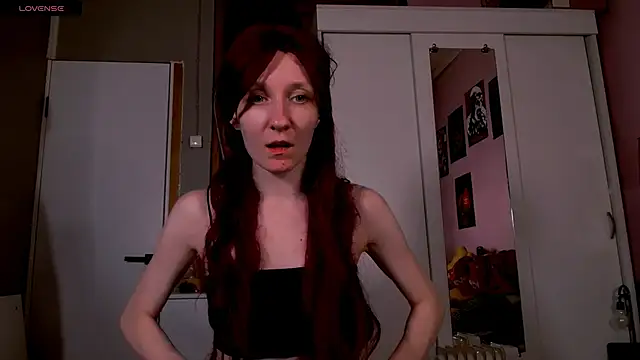 Snapshot of bzzz_bzzz chatting on 04-12-26, 10:04 bzzz bzzz online show from 04-12-26, 10:04