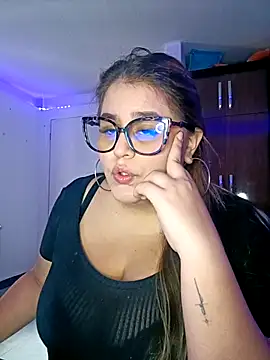 Snapshot of Bonny_rousse01 chatting on 05-04-26, 12:34 Bonny rousse01 online show from 05-04-26, 12:34
