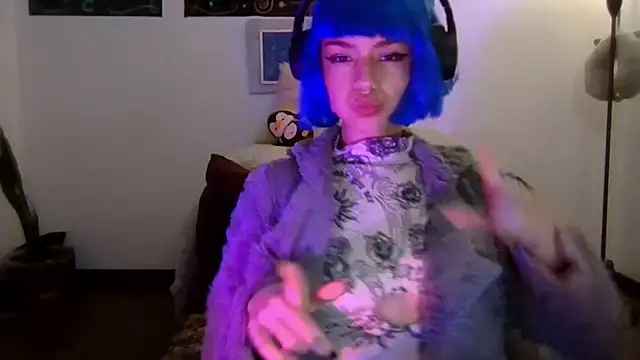 Snapshot of Tabitta_ chatting on 06-14-26, 02:46 Tabitta online show from 06-14-26, 02:46