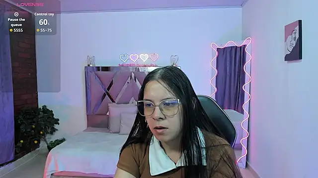 Cristy tay online show from 04-23-26, 11:42
