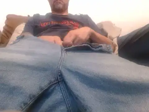 Snapshot of MrDontRush chatting on 06-06-26, 01:21 MrDontRush online show from 06-06-26, 01:21