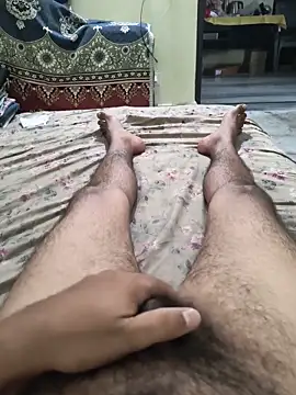 Snapshot of yoursTelugu_boy chatting on 06-21-26, 11:46 yoursTelugu boy online show from 06-21-26, 11:46