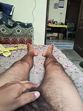 Snapshot of yoursTelugu_boy chatting on 06-22-26, 05:15 yoursTelugu boy online show from 06-22-26, 05:15