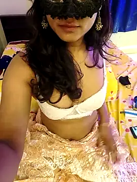 Lena mahiyaa online show from 04-24-26, 12:35
