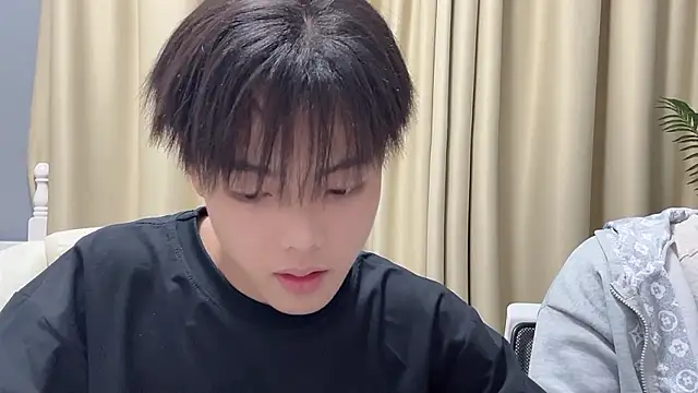 XIAOZHU-01 online show from 03-20-26, 12:54