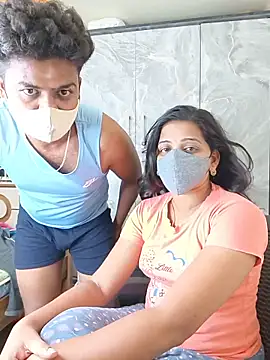 Snapshot of Tamil_ramantic_partner chatting on 06-07-26, 04:33 Tamil ramantic partner online show from 06-07-26, 04:33