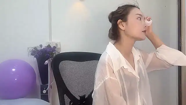leilei998 online show from 04-10-26, 07:46