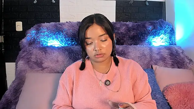 SofiiaCutee online show from 05-30-26, 02:30
