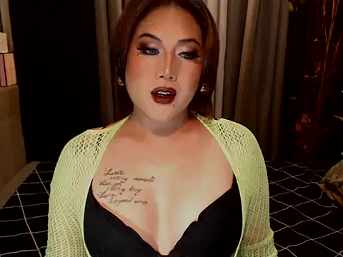 Snapshot of YourMistressAggy chatting on 06-27-26, 06:57 YourMistressAggy online show from 06-27-26, 06:57