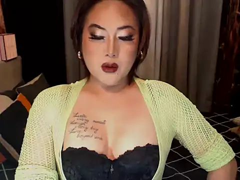Snapshot of YourMistressAggy chatting on 07-11-26, 07:38 YourMistressAggy online show from 07-11-26, 07:38