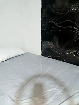 LaReina199991 online show from 03-31-26, 05:46