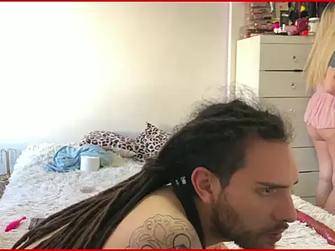 DreadObsessionxX online show from 05-15-26, 01:29