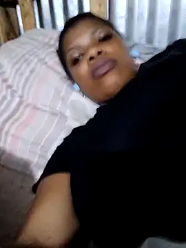 Snapshot of Smalltitiesxxx chatting on 03-19-26, 06:56 Smalltitiesxxx online show from 03-19-26, 06:56