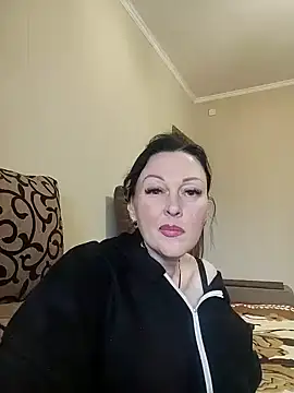 Snapshot of HelgaDennis chatting on 03-31-26, 08:04 HelgaDennis online show from 03-31-26, 08:04