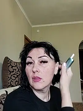 Snapshot of HelgaDennis chatting on 04-16-26, 09:54 HelgaDennis online show from 04-16-26, 09:54