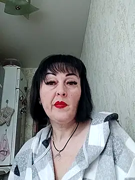 Snapshot of HelgaDennis chatting on 04-17-26, 04:04 HelgaDennis online show from 04-17-26, 04:04