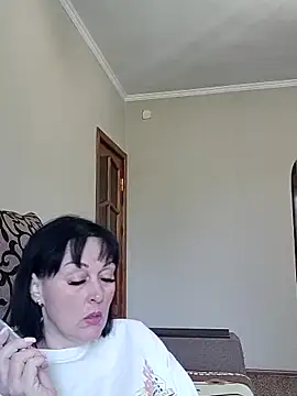 Snapshot of HelgaDennis chatting on 04-30-26, 05:58 HelgaDennis online show from 04-30-26, 05:58