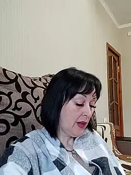 Snapshot of HelgaDennis chatting on 05-12-26, 04:42 HelgaDennis online show from 05-12-26, 04:42