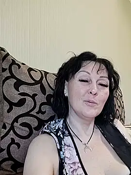 Snapshot of HelgaDennis chatting on 05-16-26, 11:53 HelgaDennis online show from 05-16-26, 11:53
