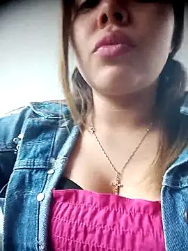 Snapshot of Yelii_ chatting on 05-11-26, 05:54 Yelii online show from 05-11-26, 05:54