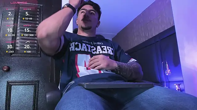 Zane cruz online show from 06-21-26, 12:41