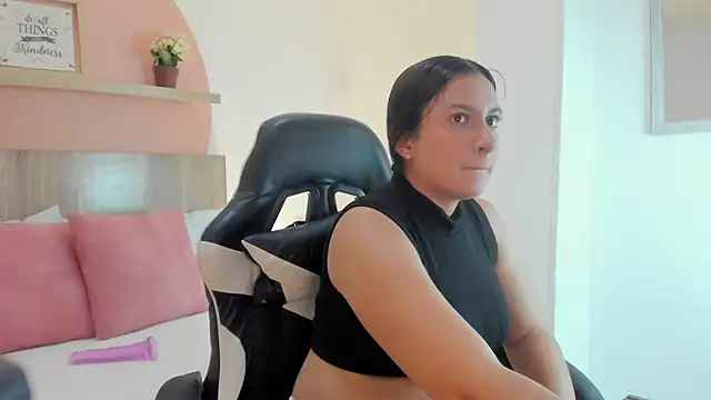 kira relish online show from 03-27-26, 01:00