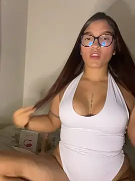 Snapshot of Tefy_Oss chatting on 03-27-26, 01:11 Tefy Oss online show from 03-27-26, 01:11