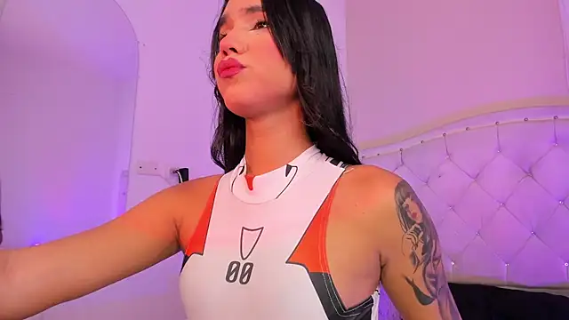 Majo Sweett online show from 04-13-26, 01:55