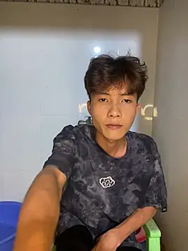 Nguyencuong1999 online show from 06-02-26, 01:13
