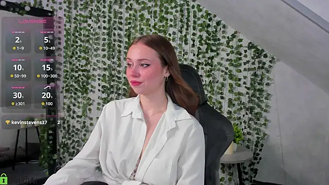 Vanessa Williamsonn online show from 07-06-26, 05:26