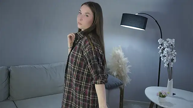 UshaDudney online show from 03-21-26, 03:22