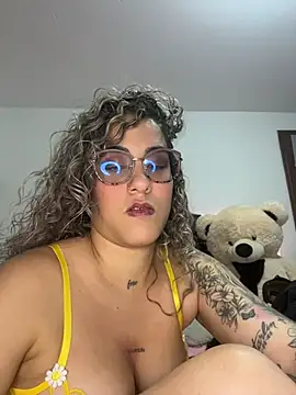 Snapshot of Melina-54 chatting on 06-02-26, 10:12 Melina-54 online show from 06-02-26, 10:12