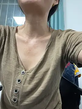 lilysister66 online show from 07-30-26, 12:59