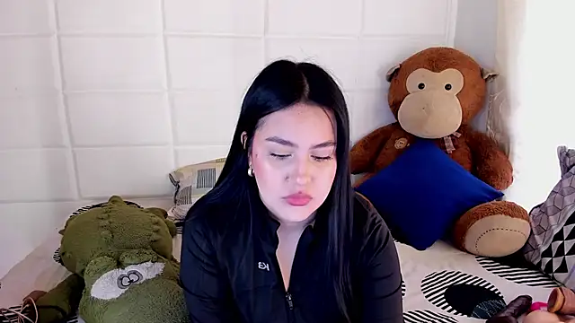 Snapshot of Sofiia_Vega_ chatting on 06-10-26, 01:10 Sofiia Vega online show from 06-10-26, 01:10