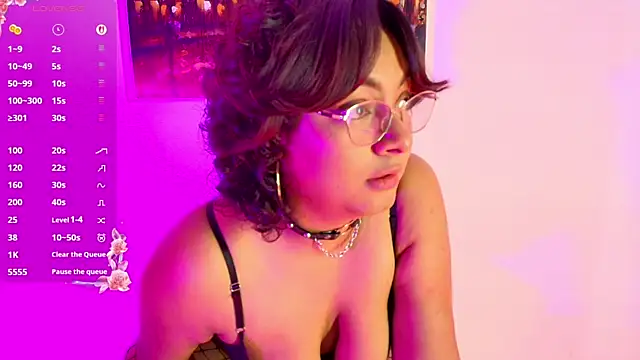 alexa cruz   online show from 07-30-26, 05:45
