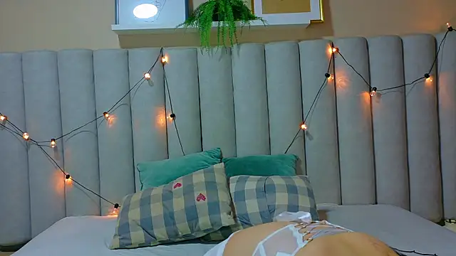 Snapshot of StarrMoon__ chatting on 04-01-26, 02:56 StarrMoon online show from 04-01-26, 02:56