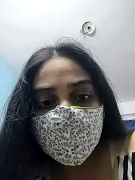 Snapshot of ALIZA_FENDY chatting on 03-26-26, 02:55 ALIZA FENDY online show from 03-26-26, 02:55