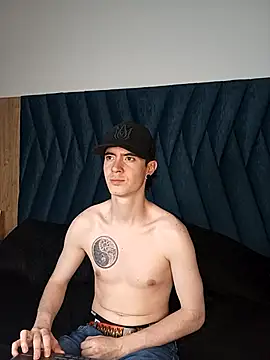 lio     online show from 03-30-26, 03:18