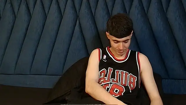 lio     online show from 04-02-26, 03:26