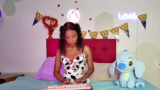 Ellie Cute7 online show from 07-13-26, 07:38