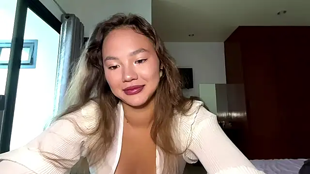 kamila 18 french online show from 04-21-26, 05:14